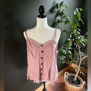 💕 3 for $10 NWOT torrid rose tank